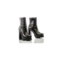 Chunky heels in English